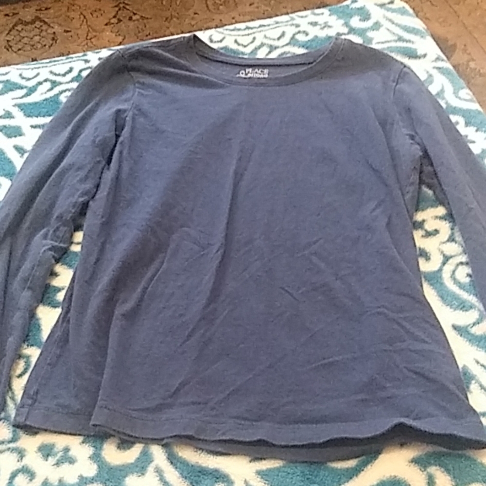 Size 10/12 longsleeve shirt